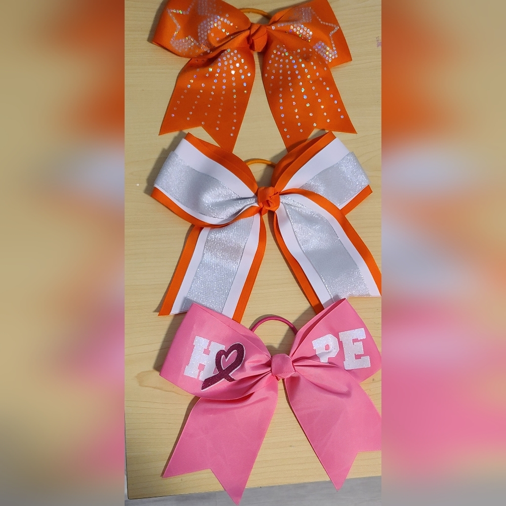 Cheer bows